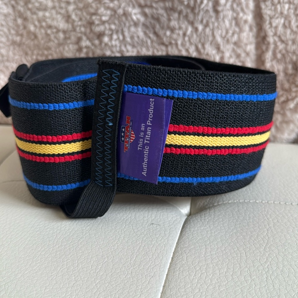 Brand New 24in Titan THP Wrist Wraps